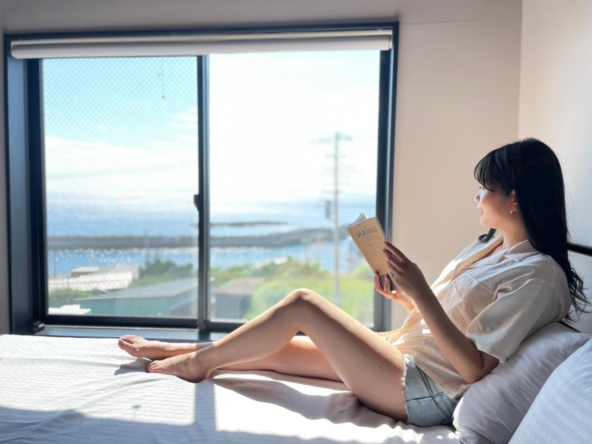 Готель Book Tea Bed Izuoshima Екстер'єр фото