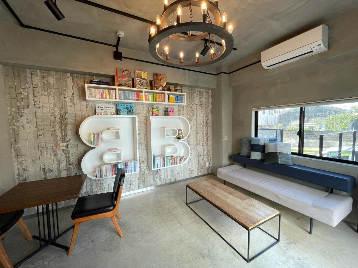 Готель Book Tea Bed Izuoshima Екстер'єр фото